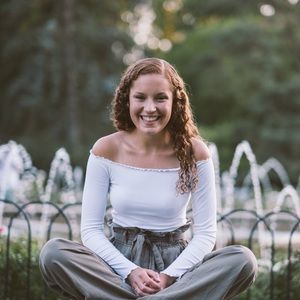 Meet your Posher, Abby